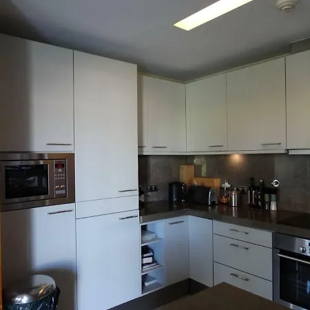 Com 3 Quartos E Piscina Сasa de vacaciones Vale do Lobo