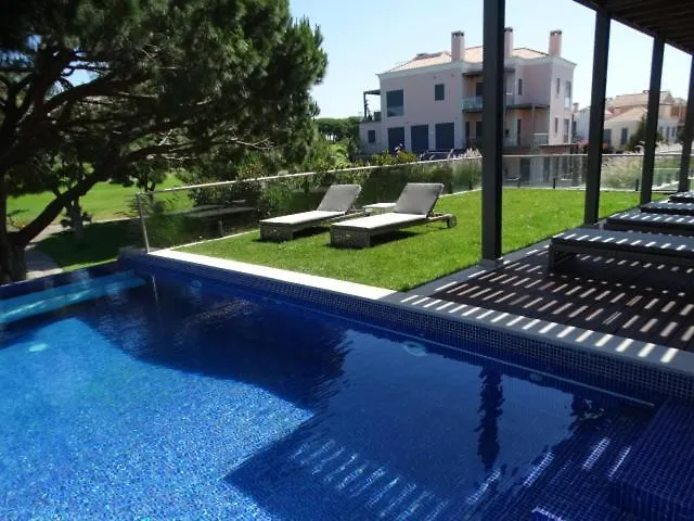 Com 3 Quartos E Piscina Dom wakacyjny