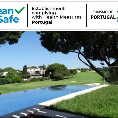 Com 3 Quartos E Piscina Vakantiehuis *