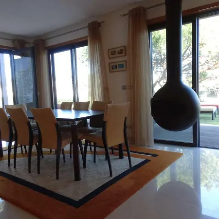Vakantiehuis Com 3 Quartos E Piscina